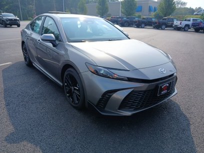 New 2025 Toyota Camry SE