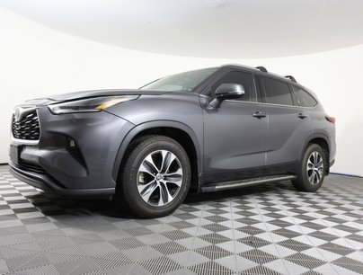 Used 2021 Toyota Highlander XLE
