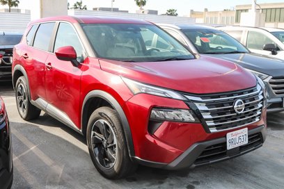 Used 2025 Nissan Rogue SV