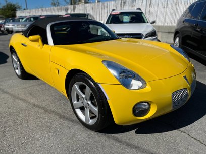 Used 2007 Pontiac Solstice Convertible w/ Premium Package