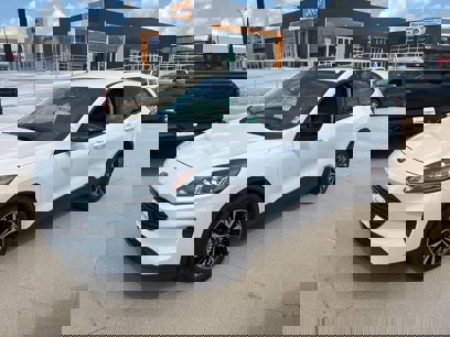 Used 2022 Ford Escape SE w/ SE Sport Appearance Package