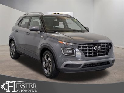 Used 2021 Hyundai Venue SEL w/ Cargo Package
