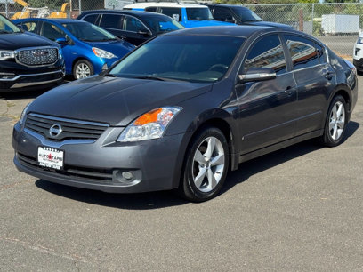 Used 2008 Nissan Altima 3.5 SE w/ Emergency Aid Pkg