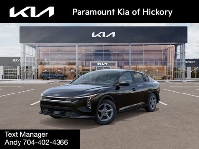 New 2025 Kia K4 LXS