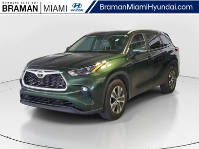 Used 2023 Toyota Highlander XLE