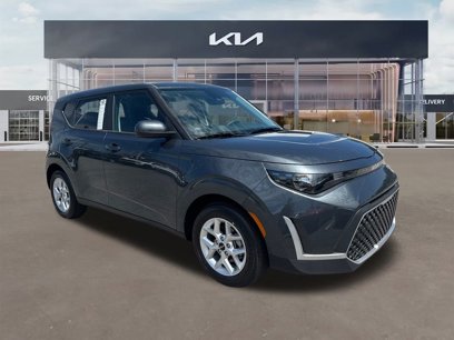 New 2025 Kia Soul LX