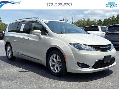 Used 2019 Chrysler Pacifica Touring-L Plus w/ Tire & Wheel Group