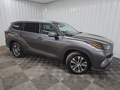 Used 2022 Toyota Highlander XLE