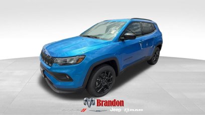 New 2025 Jeep Compass Latitude w/ Altitude Special Edition