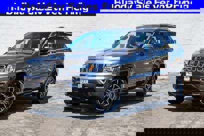 Used 2020 Jeep Grand Cherokee Laredo w/ 18" Wheel & 8.4" Radio Group
