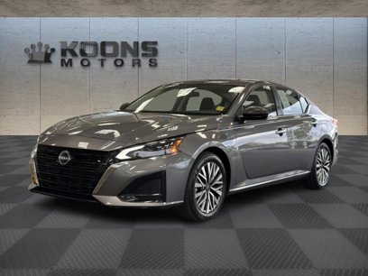 Used 2024 Nissan Altima 2.5 SV