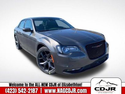 New 2023 Chrysler 300 S w/ Comfort Group