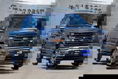 New 2025 Ford F150 XLT w/ Equipment Group 302A MID