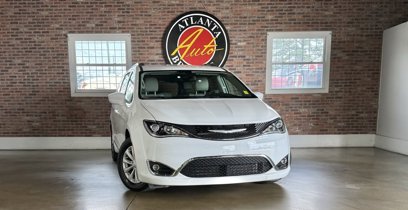 Used 2018 Chrysler Pacifica Touring-L