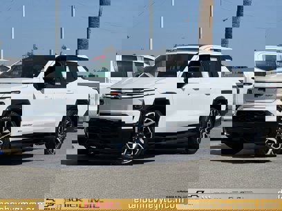 Used 2025 Chevrolet Silverado EV RST