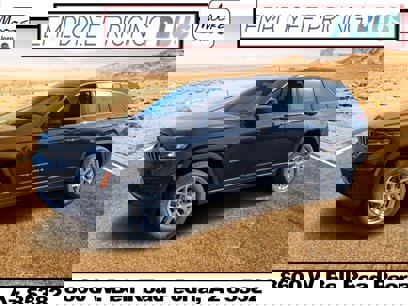 New 2025 Jeep Grand Cherokee Laredo X w/ Luxury Tech Group I