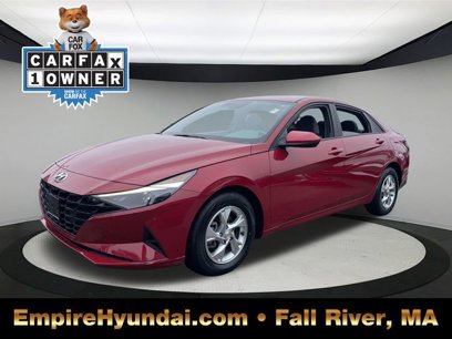 Used 2022 Hyundai Elantra SE w/ Cargo Package