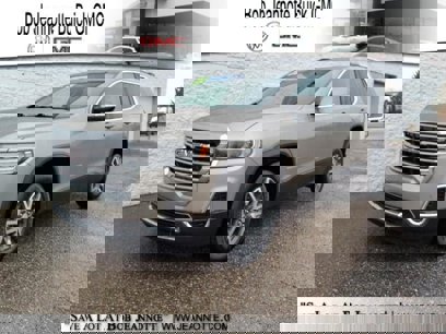 Certified 2022 GMC Acadia SLE w/ Driver Convenience Package