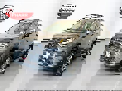 New 2025 Toyota RAV4 XLE