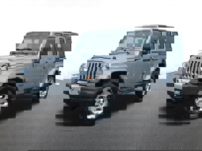 Used 2015 Jeep Wrangler Unlimited Sahara w/ Connectivity Group