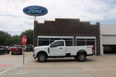 New 2025 Ford F350 4x4 Regular Cab Super Duty