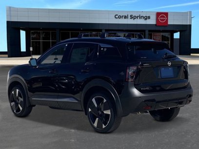 New 2025 Nissan Kicks SR