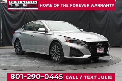 Used 2023 Nissan Altima 2.5 SV w/ SV Premium Package