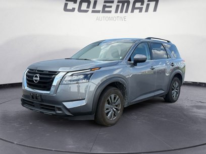 Used 2024 Nissan Pathfinder SV