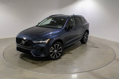 New 2025 Volvo XC60 B5 Plus w/ Protection Package Premier