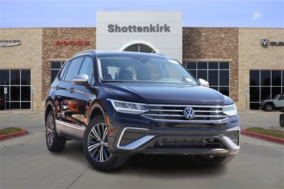 Used 2024 Volkswagen Tiguan SE