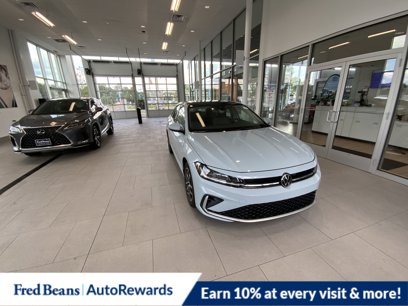 New 2025 Volkswagen Jetta SE