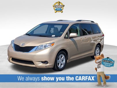 Used 2014 Toyota Sienna LE