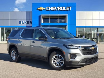 Used 2023 Chevrolet Traverse LS
