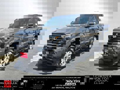 New 2025 Toyota Tacoma SR5