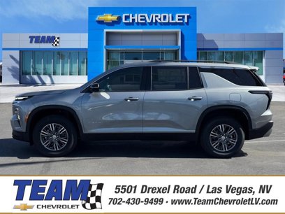 New 2025 Chevrolet Traverse LT w/ Driver Confidence Package