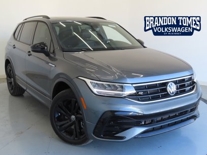 New 2024 Volkswagen Tiguan SE R-Line