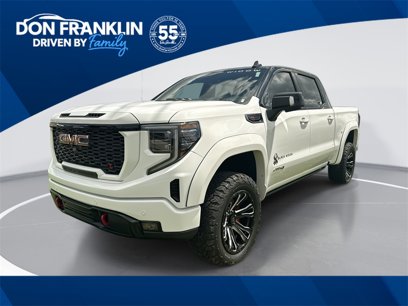 New 2023 GMC Sierra 1500 AT4 w/ AT4 Premium Package