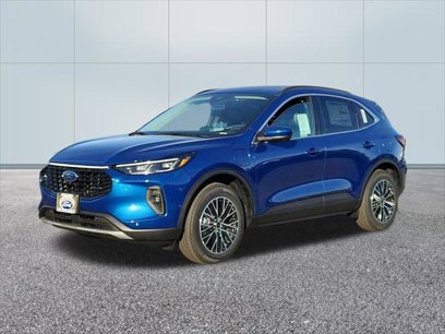 New 2023 Ford Escape SE w/ PHEV Premium Package