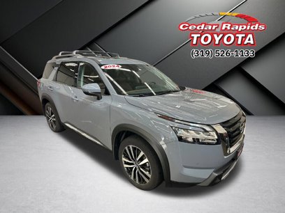 Used 2024 Nissan Pathfinder Platinum