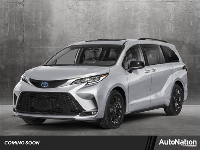 New 2025 Toyota Sienna XSE