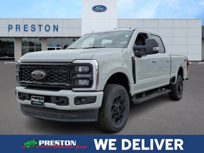 New 2025 Ford F250 XL w/ FX4 Off-Road Package