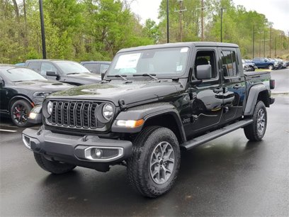 New 2024 Jeep Gladiator Sport
