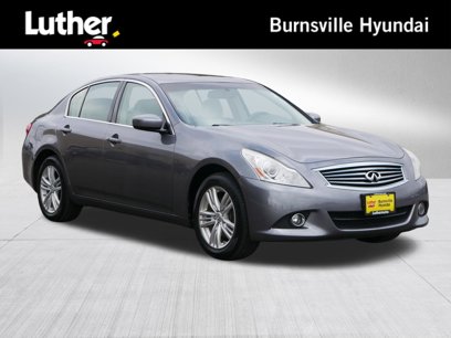 Used 2011 INFINITI G25 x w/ Moonroof Pkg