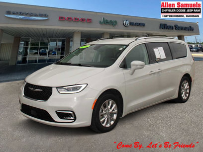 Certified 2021 Chrysler Pacifica Touring-L
