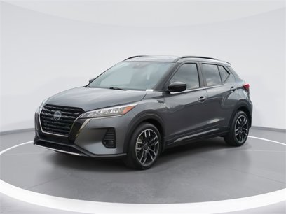 Used 2023 Nissan Kicks SR
