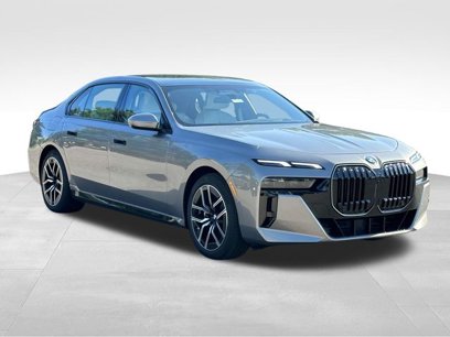 New 2025 BMW 760i xDrive