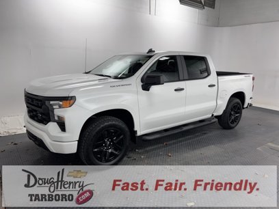 New 2025 Chevrolet Silverado 1500 Custom w/ Turbomax Blackout Package