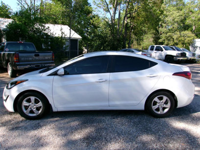 Used 2015 Hyundai Elantra SE