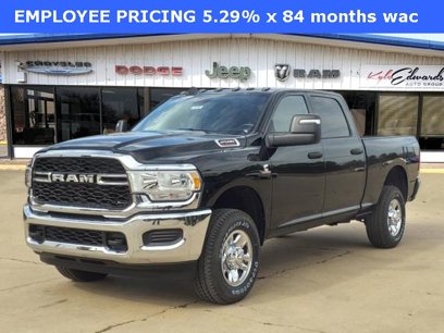 New 2024 RAM 2500 Tradesman w/ Chrome Appearance Group