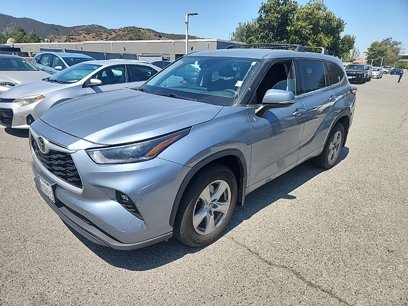 Certified 2021 Toyota Highlander LE